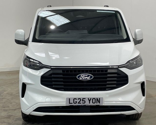 Ford Transit Custom FORD TRANSIT CUSTOM 2.0 Eco Blue 320 136ps L2H1 Double Cab Van Limited