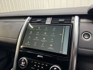 Land Rover Discovery 3.0 Discovery R-Dynamic S D MHEV Auto 4WD 5dr 95