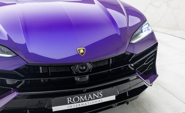 Lamborghini Urus SE 43