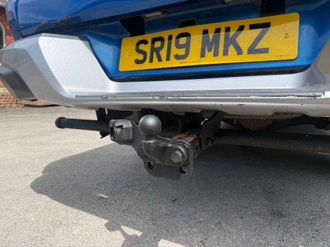 Mitsubishi L200 2.4 L200 Barbarian DI-D Auto 4WD 18