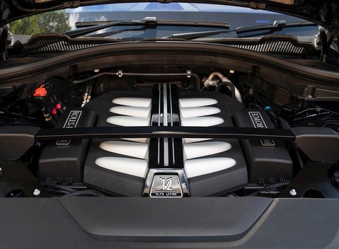 Rolls-Royce Cullinan 32