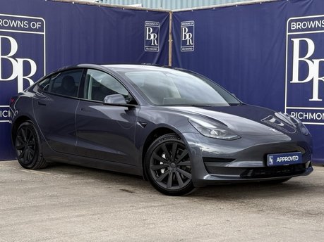 Tesla Model 3 Saloon 4dr Electric Auto RWD (241 bhp)
