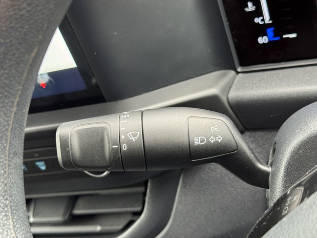 Ford Transit Custom LWB L2H1 Low Roof Trend 280 Air Con Alloys Cam Carplay EURO 6 20