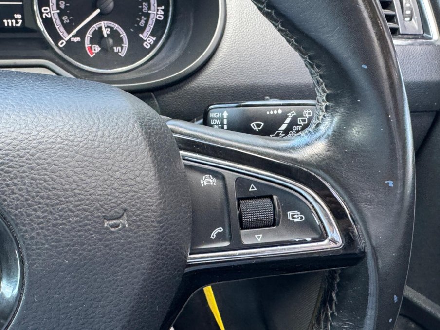 2018 Skoda Octavia — image 30
