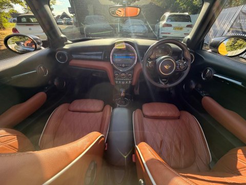 Mini Convertible COOPER S EXCLUSIVE 22