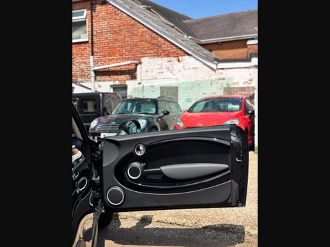 Mini Clubman 1.6 Cooper Euro 5 (s/s) 5dr 26