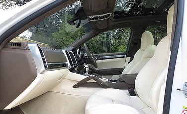 Porsche Cayenne GTS 14