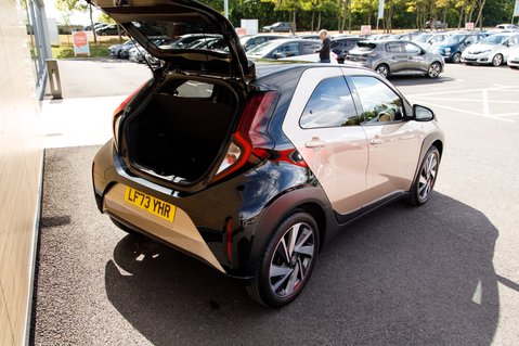 Toyota Aygo X VVT-I EDGE 28