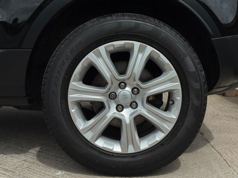 Land Rover Range Rover Evoque 2.0 eD4 SE Tech FWD Euro 6 (s/s) 5dr 10