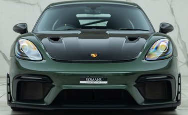 Porsche Cayman GT4 RS (718) 7