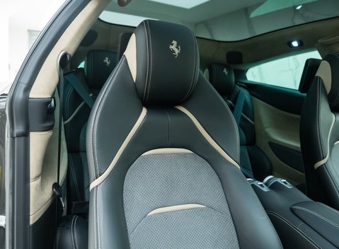 Ferrari GTC4 Lusso V12 12