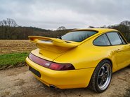 Porsche 911 CARRERA 4 16