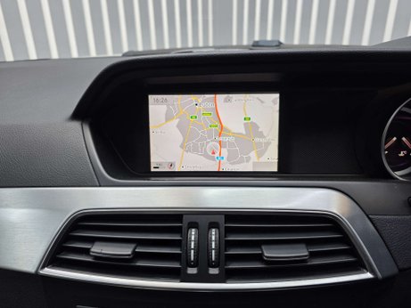 Mercedes-Benz C Class 6.3 C63 V8 AMG Saloon 4dr Petrol SpdS MCT Euro 5 (457 ps) 8