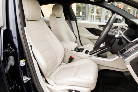 Jaguar I-Pace SE 34