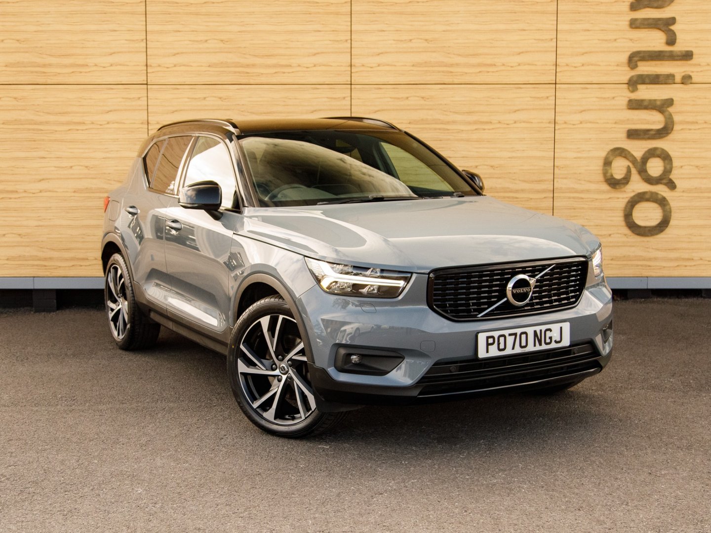 2020 Volvo XC40