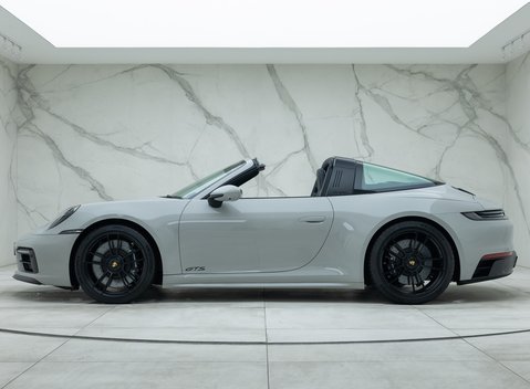 Porsche 911 Targa 4 GTS (992) 6