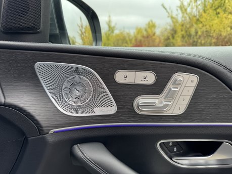 Mercedes-Benz GLE GLE 300D 4Matic AMG Line Premium Plus Auto Diesel 7 SEATER/PAN ROOF/360 CAM 22
