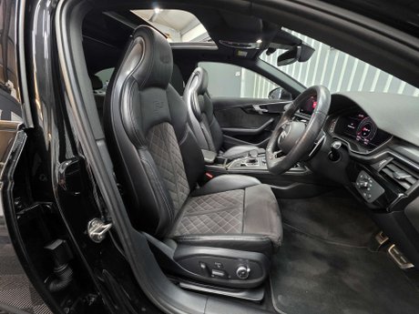 Audi RS4 2.9 TFSI V6 Sport Edition Estate 5dr Petrol Tiptronic quattro Euro 6 (s/s) 7