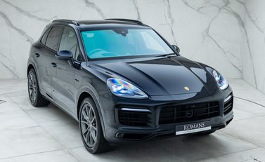 Porsche Cayenne V6 E-Hybrid PLATINUM EDITION 8