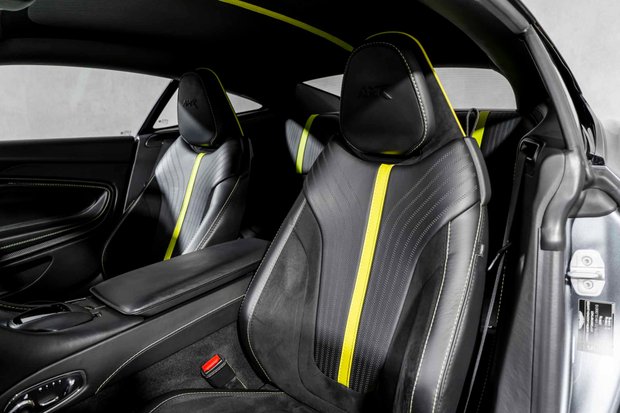 Aston Martin DB11 V12 AMR. Q PAINTWORK. H & C SEATS. CARBON FIBRE INTERIOR. TECHNOLOGY PACK. 4