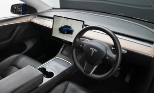 Tesla Model Y LONG RANGE AWD Battery SOH 90% Deep Metallic Blue One Owner VAT Qualifying 2