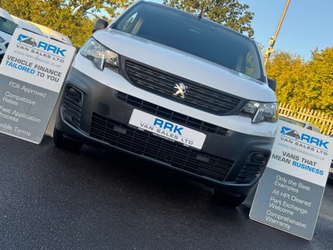 Peugeot Partner 1.5 BlueHDi 950 Professional Premium + Long Panel Van 6dr Diesel Manual LWB 9