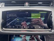 Land Rover Range Rover Evoque R-DYNAMIC HSE MHEV 24