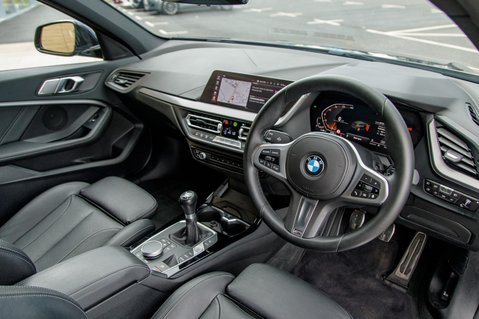 BMW 1 Series 118I M SPORT 4