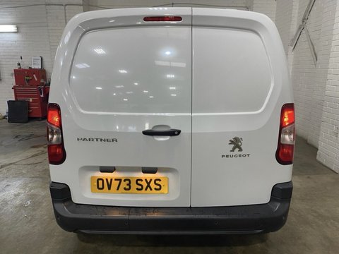 Peugeot Partner BLUEHDI PROFESSIONAL PREMIUM PLUS L1 6