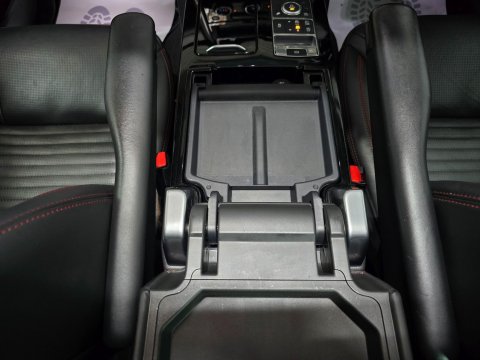 Land Rover Discovery TD6 HSE LUXURY 29