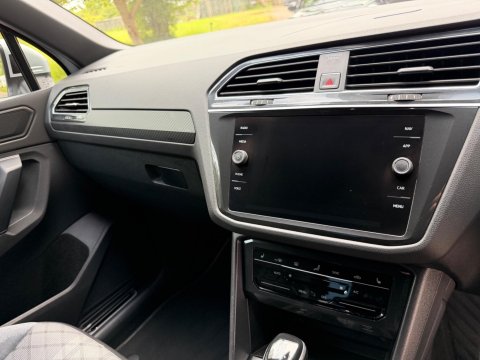 Volkswagen Tiguan R-LINE TDI DSG 20