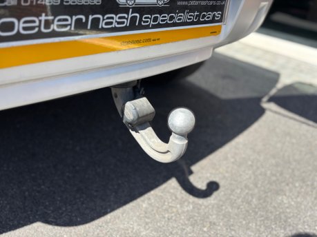 Land Rover Defender 3.0 FIRST EDITION MHEV 24