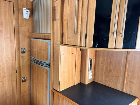 Auto-Trail Mohican SE 2 Berth Motorhome Fiat Ducato 3.0M/Jet Chassis 18
