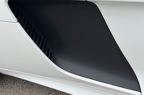 Audi R8 GT QUATTRO V10 SPYDER - 1 OF 33 - BUCKET SEATS -CERAMIC BRAKES 39