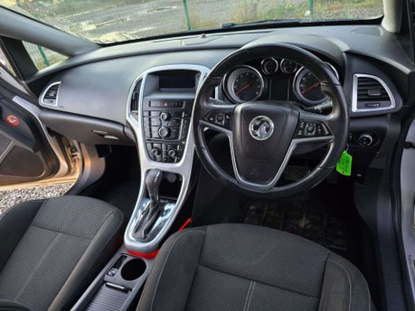Vauxhall Astra 1.6 16v SRi Auto Euro 5 5dr 18