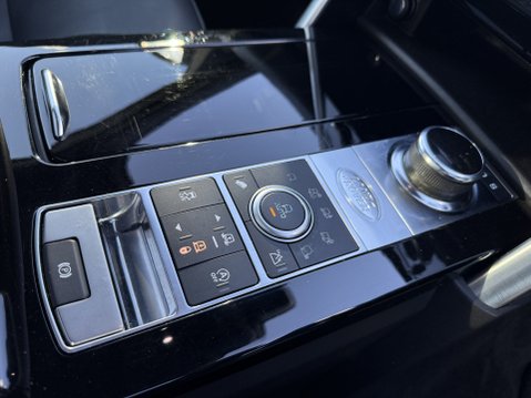 Land Rover Discovery SDV6 HSE LUXURY 43