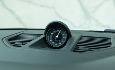 Porsche 911 Carrera (992) 16