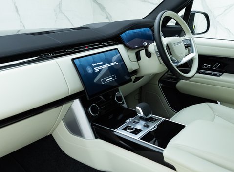 Land Rover Range Rover D350 HSE 16