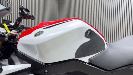Yamaha R125 2022 MK3 SUPER SPORT 125CC 60TH ANNIVERSARY ONLY 5K 8
