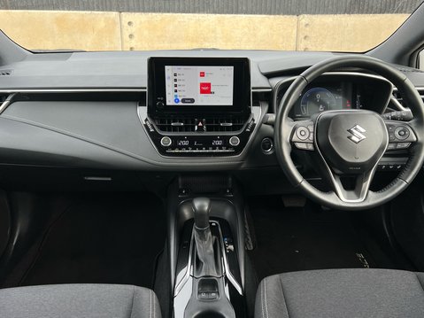 Suzuki Swace MOTION 10