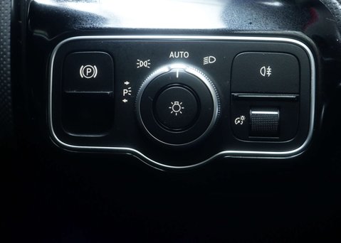 Mercedes-Benz CLA Class 1.3 CLA 180 AMG Line Premium Plus Night Edition A 5dr 41