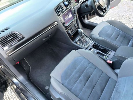 Volkswagen Golf 1.4 TSI BlueMotion Tech S Hatchback 5dr Petrol DSG Euro 6 (s/s) (125 ps) 42
