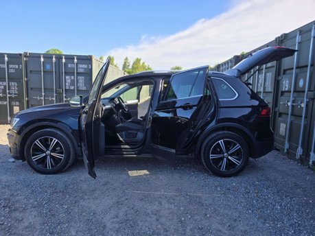 Volkswagen Tiguan 2.0 TDI SE Navigation SUV 5dr Diesel DSG Euro 6 (s/s) (150 ps) 6