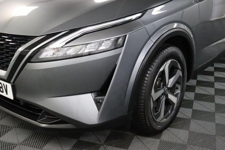 Nissan Qashqai DIG-T N-CONNECTA MHEV 42