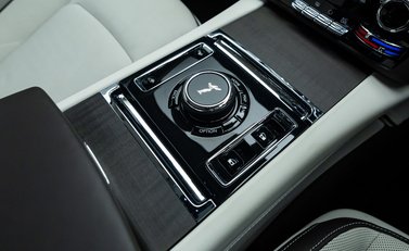 Rolls-Royce Spectre 23