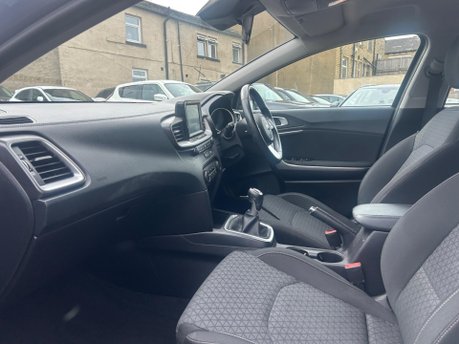 Kia Ceed 2 ISG 10