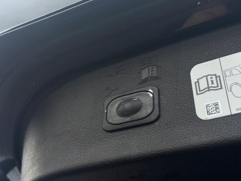 Ford Kuga 2.0 TDCi EcoBlue Vignale Euro 6 (s/s) 5dr 30