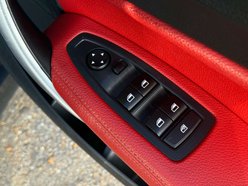 BMW 1 Series 2.0 125i M Sport Auto 5dr 36