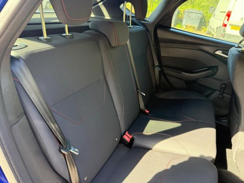 Ford Focus 1.0T EcoBoost ST-Line Euro 6 (s/s) 5dr 14