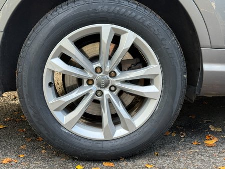 Audi Q7 TDI QUATTRO SE 25